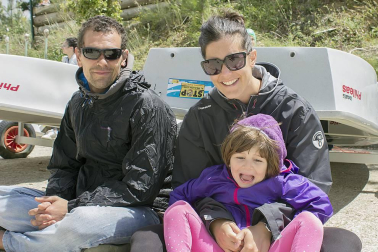 El embalse de Alloz y sus alrededores se convirtieron un año más en escenario de una de las pruebas triatletas más espectaculares de Navarra. 475 deportistas participaron en la edición 2016, que se celebró el 18 de junio, y que ofreció dos opciones de carrera a los participantes: distancia sprint y olímpica. Una de las novedades de este año ha sido la inclusión de esta prueba como una de las cuatro que permiten la clasificación para el campeonato de España de Triatlón en distancia olímpica.