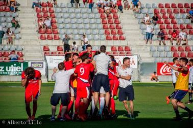 El equipo navarro empató contra el Conquense y certificó su ascenso.