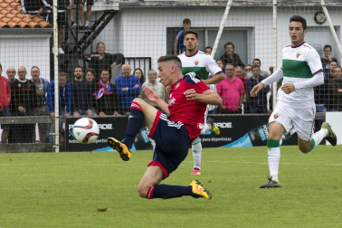 El filial rojillo goleó al Elche Ilicitano en Tajonar (4-2)