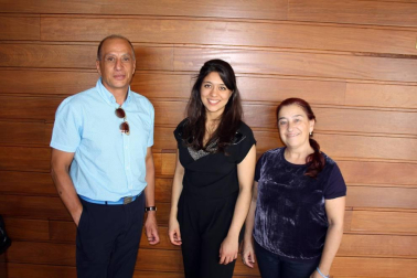 La Casa de Cultura de Aoiz acogió, un año más, la entrega de becas Francisco Javier Oyarzun, organizadas por la Comisión de las artes, la cultura y el deporte de Bilaketa. Se trata de un programa de ayudas para impulsar los estudios musicales en jóvenes de 12 a 30 años. Como en años anteriores, el acto contó también con la participación de los músicos becados, que mostraron al público sus habilidades en un concierto.