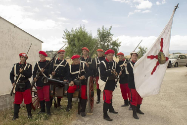 El 25 de junio Lacar celebró una nueva edición de la representación teatral basada en los hechos bélicos acaecidos el 3 de febrero de 1875 en esta localidad del valle de Yerri. El variado programa incluyó feria de artesanía, visita teatralizada 'Del Románico a las Guerras Carlistas' con pincho y vino en Bodegas Lezaun, visita a la exposición en la Ermita de Santa Engracia, desfile de moda femenina del siglo XIX, escenificación de la batalla, sorteo de cesta de productos artesanos Tierras de Iranzu, música en directo y, para cerrar, una cena de hermandad.