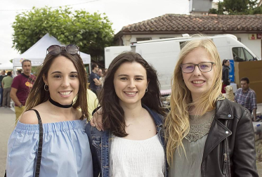 El 25 de junio Lacar celebró una nueva edición de la representación teatral basada en los hechos bélicos acaecidos el 3 de febrero de 1875 en esta localidad del valle de Yerri. El variado programa incluyó feria de artesanía, visita teatralizada 'Del Románico a las Guerras Carlistas' con pincho y vino en Bodegas Lezaun, visita a la exposición en la Ermita de Santa Engracia, desfile de moda femenina del siglo XIX, escenificación de la batalla, sorteo de cesta de productos artesanos Tierras de Iranzu, música en directo y, para cerrar, una cena de hermandad.