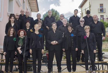 El 25 de junio Lacar celebró una nueva edición de la representación teatral basada en los hechos bélicos acaecidos el 3 de febrero de 1875 en esta localidad del valle de Yerri. El variado programa incluyó feria de artesanía, visita teatralizada 'Del Románico a las Guerras Carlistas' con pincho y vino en Bodegas Lezaun, visita a la exposición en la Ermita de Santa Engracia, desfile de moda femenina del siglo XIX, escenificación de la batalla, sorteo de cesta de productos artesanos Tierras de Iranzu, música en directo y, para cerrar, una cena de hermandad.