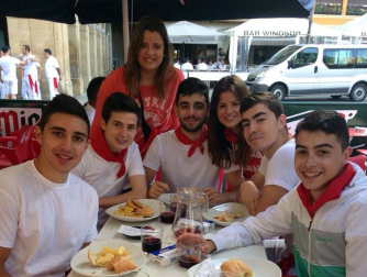 Los almuerzos protagonizan las horas previas al chupinazo