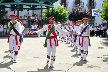 Lesaka celebró ayer el día grande de sus fiestas en honor a San Fermín