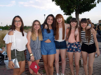 El balcón del Ayuntamiento de Murchante acogió, el viernes 1 de julio, el lanzamiento del cohete que dio inicio a las fiestas de la Juventud. Un concierto homenaje a The Beatles y una cena popular con actuación de dj completaron la jornada. El sábado y el domingo también se pudo disfrutar de gigantes, vacas en la calle, música y encuentros culinarios.