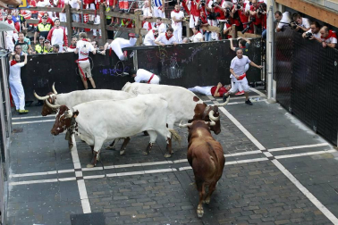 Varios 'cebadas' sueltos siembran el pánico y dejan cinco corneados