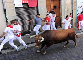 Varios 'cebadas' sueltos siembran el pánico y dejan cinco corneados