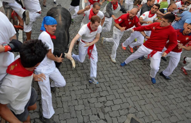 Varios 'cebadas' sueltos siembran el pánico y dejan cinco corneados