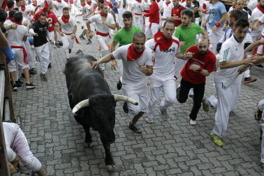 Imágenes exclusivas del segundo encierro de los fotógrafos de Diario de Navarra.