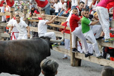 Imágenes exclusivas del segundo encierro de los fotógrafos de Diario de Navarra.