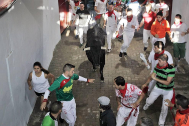 Imágenes exclusivas del segundo encierro de los fotógrafos de Diario de Navarra.