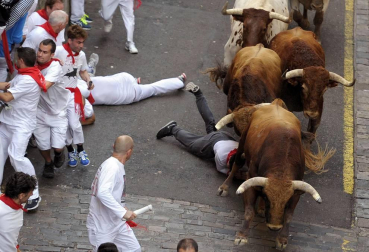 Un encierro masivo y sin cornadas en el domingo de Sanfermines