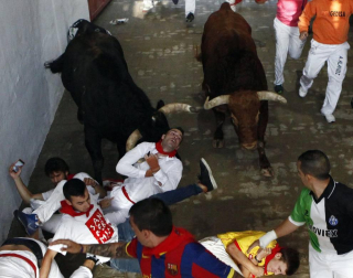 Un encierro masivo y sin cornadas en el domingo de Sanfermines