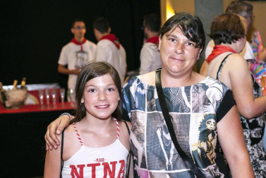 El Teatro Gayarre acogió en Sanfermines un alocado espectáculo, fruto de la versión libre de la popular comedia musical de Jean Poiret 'La jaula de grillos'. Color, música, coreografías y mucha diversión para seguir condimentando las fiestas.