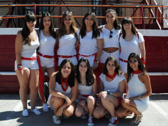 Cadreita ha vivido ocho días sumergido en sus fiestas patronales en honor a San Miguel. Arrancaron el día 15 con el lanzamiento del chupinazo por parte de la concejala de Cultura, Laura Salvatierra, y finalizaron ayer viernes con el tradicional Pobre de Mí. Vacas, encierros, verbenas, actividades infantiles, almuerzos populares... la agenda de actos fue de lo más completa.