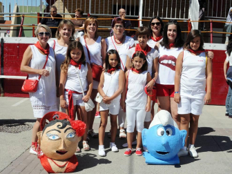 Cadreita ha vivido ocho días sumergido en sus fiestas patronales en honor a San Miguel. Arrancaron el día 15 con el lanzamiento del chupinazo por parte de la concejala de Cultura, Laura Salvatierra, y finalizaron ayer viernes con el tradicional Pobre de Mí. Vacas, encierros, verbenas, actividades infantiles, almuerzos populares... la agenda de actos fue de lo más completa.