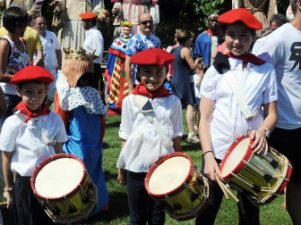 El fin de semana de la Juventud de San Adrián acogió el día 17 una concentración de Comparsas de Gigantes.
