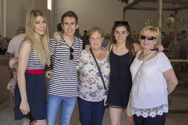 Miranda de Arga celebró el 17 de julio la decimoséptima edición de la Fiesta del Mundo Rural. La jornada contó con una apretada agenda de actividades, en la que no faltó, entre otras propuestas, una exhibición de labores agrícolas con maquinaria antigua, una completa muestra de oficios de antaño y recreaciones de escenas de tiempos pasados.