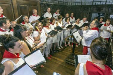 Celebración del Día Grande en las fiestas de la localidad navarra.