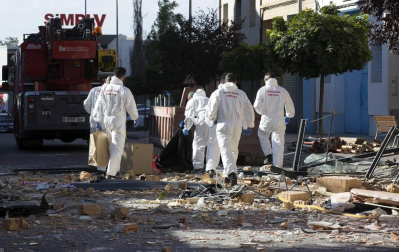 Explosión e incendio de una vivienda en la calle Fuente Canónigos, en Tudela.