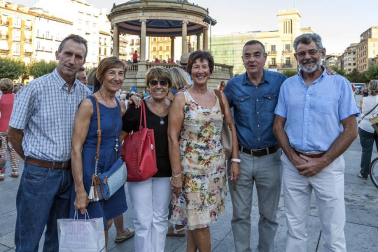 El ciclo 'Tocando al viento' trajo el viernes 12 de agosto la actuación de Alai Taldea de Garínoain, que amenizó la tarde al numeroso público presente con una sesión en la que combinó diferentes estilos musicales, como pasodobles, versiones de rock o bandas sonoras de películas.