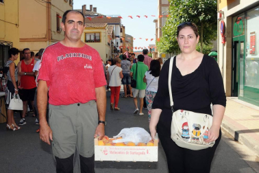 El lunes 15 de agosto, Sartaguda celebró una nueva edición de su Feria del Melocotón, cuyo pregón inicial corrió a cargo de Juanma Intxaurrandieta, gerente de INTIA. Tras la apertura oficial, los visitantes pudieron disfrutar de la exposición y venta de esta fruta, con degustación de vino con melocotón, feria de artesanía, hinchables, concurso de postres, sorteo de productos y tren turístico. Tras la comida popular, la jornada se cerró con un festival de pelota a cargo de Asegarce.