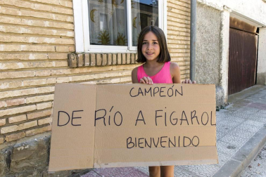 Recibimiento al olímpico Juan Peralta en Figarol