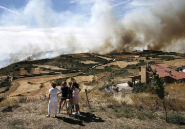 Incendio de grandes dimensiones entre Tafalla y Pueyo