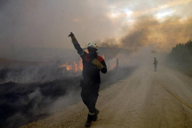 Incendio de grandes dimensiones entre Tafalla y Pueyo