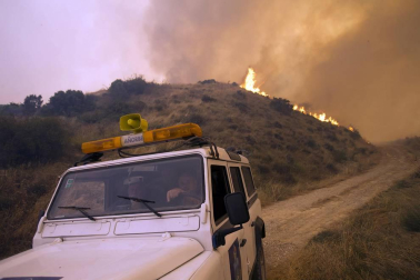 Incendio de grandes dimensiones entre Tafalla y Pueyo