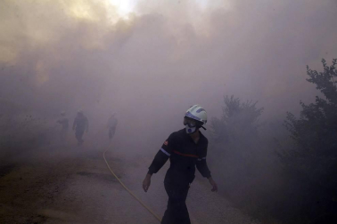 Incendio de grandes dimensiones entre Tafalla y Pueyo