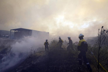 Incendio de grandes dimensiones entre Tafalla y Pueyo