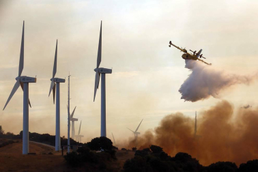 Incendio de grandes dimensiones entre Tafalla y Pueyo