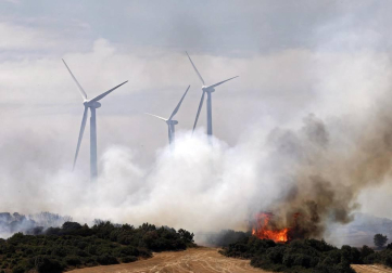 Incendio de grandes dimensiones entre Tafalla y Pueyo