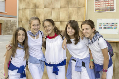 Los niños, y también los mayores, han disfrutado estas fiestas de Tafalla de unos 'toricos' muy especiales, que en vez de asustar con sus cuernos divirtieron con sus chorros de agua. Esta era una de las actividades infantiles que se programaron en el patio del Colegio de Escolapios durante la semana festiva, que se prolongó del 14 al 20 de agosto.