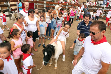 Imágenes de las fiestas de Ribaforada del 27 de agosto de 2016