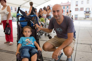Con motivo del 'Día de Villava-Atarrabiako Eguna', la tarde del viernes 2 de septiembre los más pequeños disfrutaron de una exquisita chocolatada en la plaza Consistorial, tras la que se pusieron en marcha diferentes talleres infantiles. Los más mayores cerraron la programación del día con una cata de txakoli con bertsolaris en la sociedad Etxe Beltza.