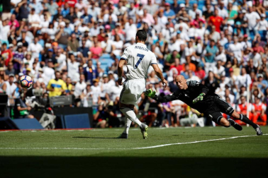 Imágenes del encuentro de la jornada 3 de LaLiga Santander disputado en el Santiago Bernabéu entre Real Madrid y el C.A. Osasuna.
