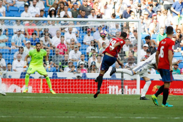 Imágenes del encuentro de la jornada 3 de LaLiga Santander disputado en el Santiago Bernabéu entre Real Madrid y el C.A. Osasuna que finalizó con victoria local.