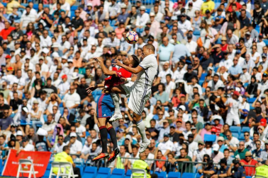 Imágenes del encuentro de la jornada 3 de LaLiga Santander disputado en el Santiago Bernabéu entre Real Madrid y el C.A. Osasuna que finalizó con victoria local.