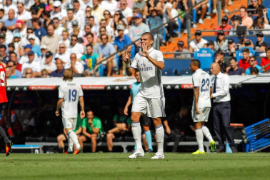 Imágenes del encuentro de la jornada 3 de LaLiga Santander disputado en el Santiago Bernabéu entre Real Madrid y el C.A. Osasuna que finalizó con victoria local.