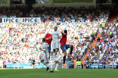 Imágenes del encuentro de la jornada 3 de LaLiga Santander disputado en el Santiago Bernabéu entre Real Madrid y el C.A. Osasuna que finalizó con victoria local.