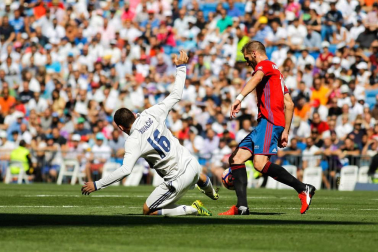 Imágenes del encuentro de la jornada 3 de LaLiga Santander disputado en el Santiago Bernabéu entre Real Madrid y el C.A. Osasuna que finalizó con victoria local.