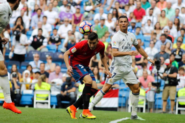 Imágenes del encuentro de la jornada 3 de LaLiga Santander disputado en el Santiago Bernabéu entre Real Madrid y el C.A. Osasuna que finalizó con victoria local.