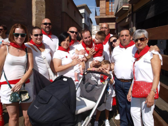 Este domingo 18 de septiembre, finalizarán las fiestas de Cascante, que comenzaron una semana antes con el lanzamiento del tradicional cohete anunciador. ¡Click! estuvo presente en este inicio bullicioso, que contó con la animación de la txaranga Udekasi, los gaiteros, la comparsa de gigantes y cabezudos y, sobre todo, las peñas locales.