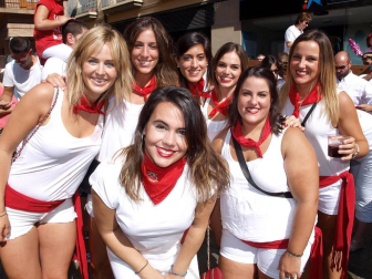 Este domingo 18 de septiembre, finalizarán las fiestas de Cascante, que comenzaron una semana antes con el lanzamiento del tradicional cohete anunciador. ¡Click! estuvo presente en este inicio bullicioso, que contó con la animación de la txaranga Udekasi, los gaiteros, la comparsa de gigantes y cabezudos y, sobre todo, las peñas locales.