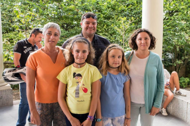 El jueves 8 de septiembre, los alumnos de Clen College celebraron con una sencilla y emotiva ceremonia la consecución de los títulos oficiales de Cambrigde. El acto tuvo lugar en el Colegio de Médicos y a él asistieron los orgullosos familiares de estos aplicados 'students'.