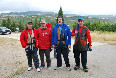 El sábado 17 de septiembre, la Federación Navarra de Tiro Olímpico organizó en el Coto Valdorba, sito en la localidad navarra de Sansoáin, la Copa Presidente de Doble Trap, competición en la que se dieron cita veinticinco tiradores, entre ellos varias de las mejores escopetas del ranking nacional.