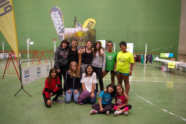 Los organizadores de la asentada prueba de ciclismo en ruta Irati Xtrem han querido este año ofrecer a los amantes de la BTT la posibilidad de disfrutar de esta competición, que adentró a los deportistas -a lo largo de 80 kilómetros- por un entorno único: la Selva de Irati. Pistas, caminos, senderos, bosques, prados, monte abierto, ríos y barrancos fueron testigos del paso de los ciclistas.